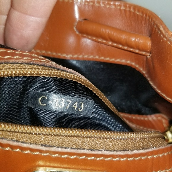 Vintage Fendi shoulder bag - Picture 3 of 3